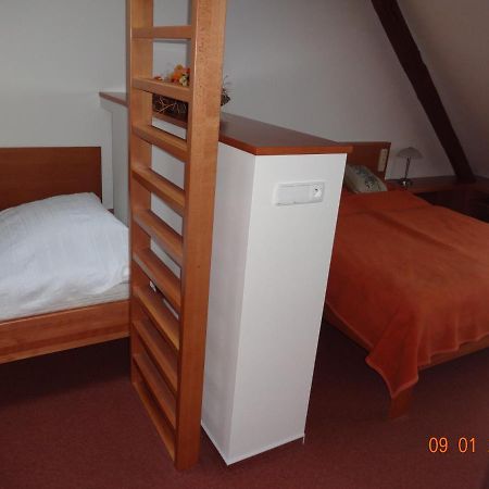 Apartmanovy Dum Bobruvka エクステリア 写真